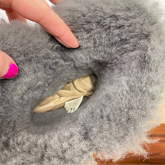 Ugg Bailey Button Boot Womens Size 10 Suede Fur Gray Boots Shoes Booties Grey - Picture 12 of 13